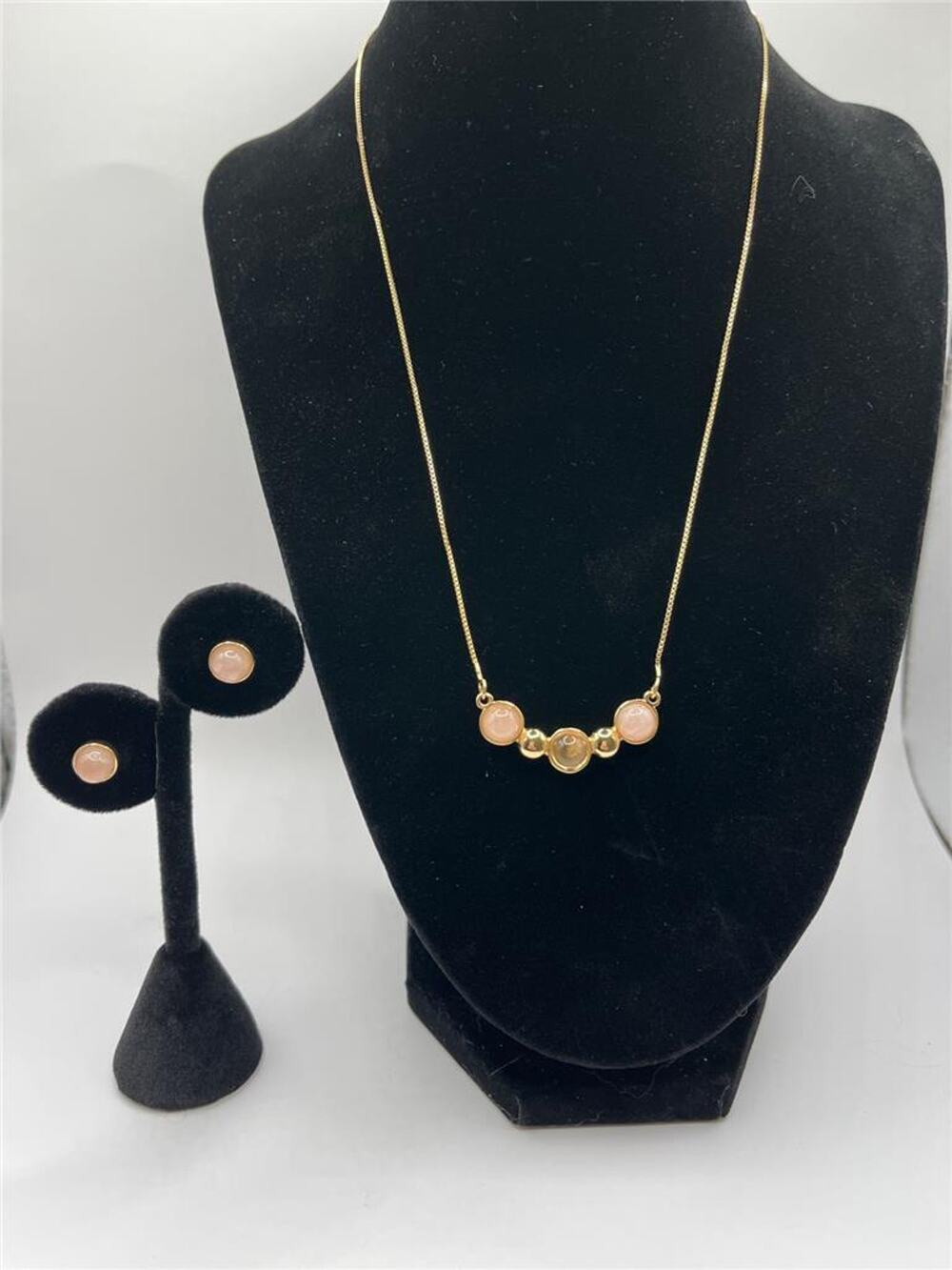 Rose and Crystal Quartz Necklace and Earrings Set